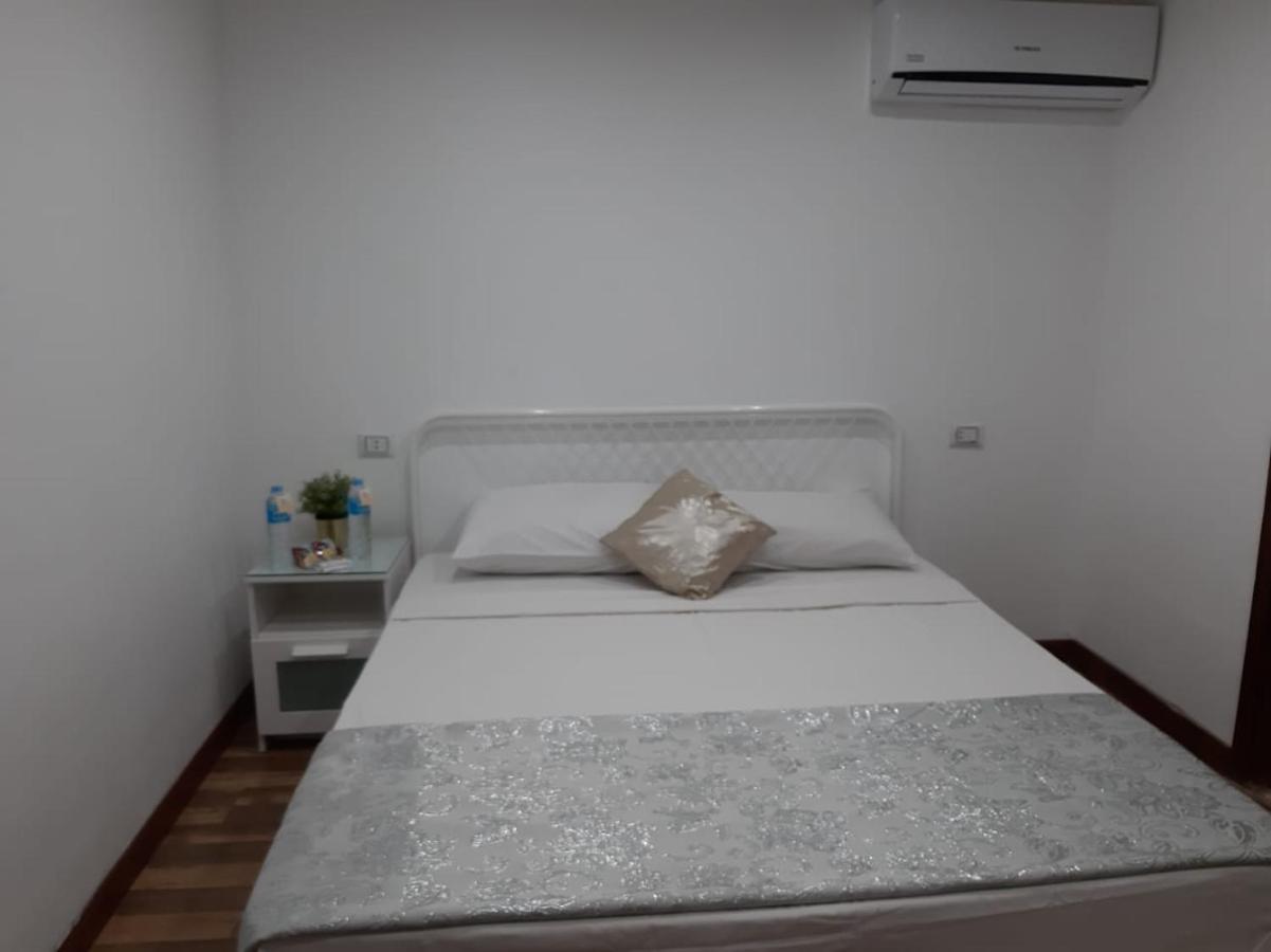 Lilly Rooms And Studio Хургада Екстериор снимка