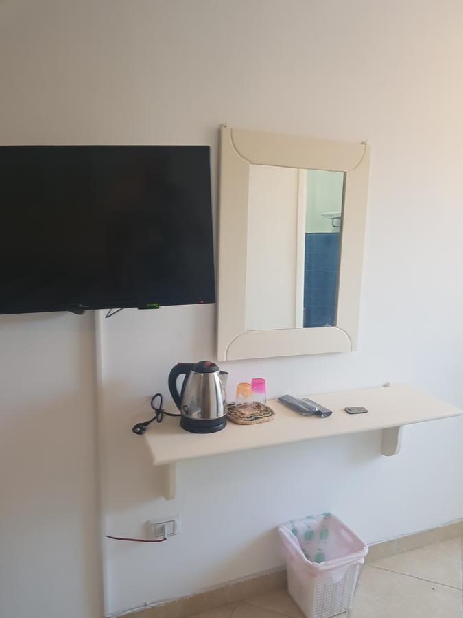 Lilly Rooms And Studio Хургада Екстериор снимка